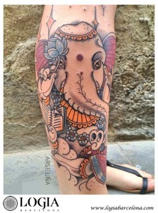 tatuaje-tradicional-kanesha-brazo-logia-barcelona-arse     